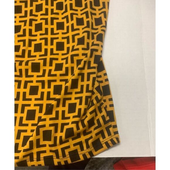 Sleeveless Plus Size Jumper - Picture 2 of 6